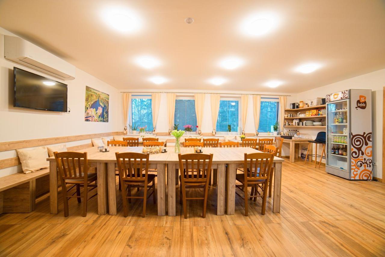 Penzion A Restaurace Zlatovlaska U Zamku Cervena Lhota Jizna Zewnętrze zdjęcie
