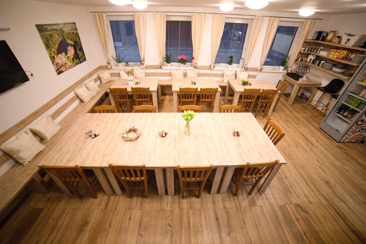 Penzion A Restaurace Zlatovlaska U Zamku Cervena Lhota Jizna Zewnętrze zdjęcie